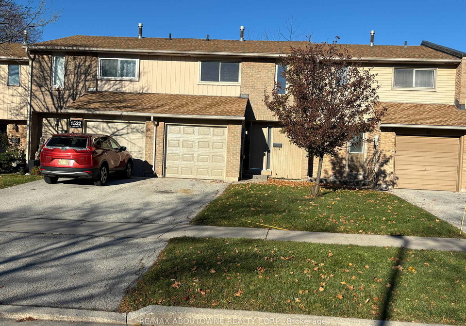 1532-lancaster-drive-oakville-ontario-w13116404
