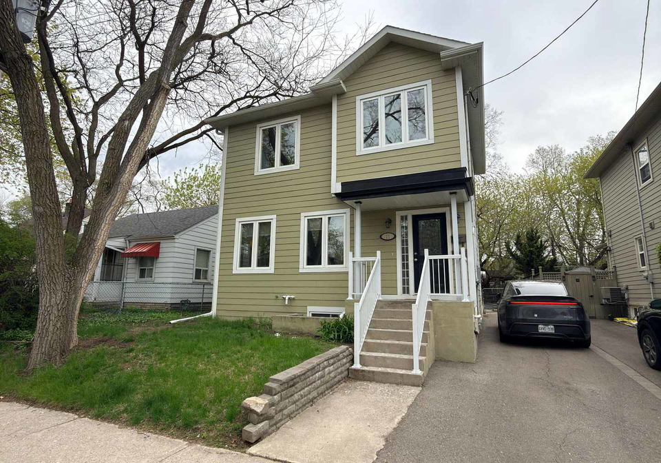 11-uno-drive-etobicoke-ontario-w13116420