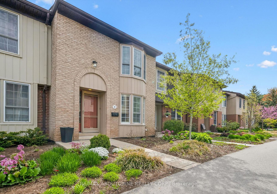 30glencrest-road-burlington-ontario-w13116972