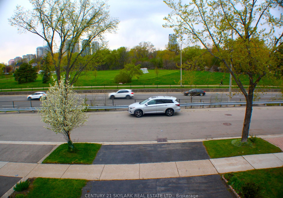 173-lech-walesa-drive-mississauga-ontario-w13117136