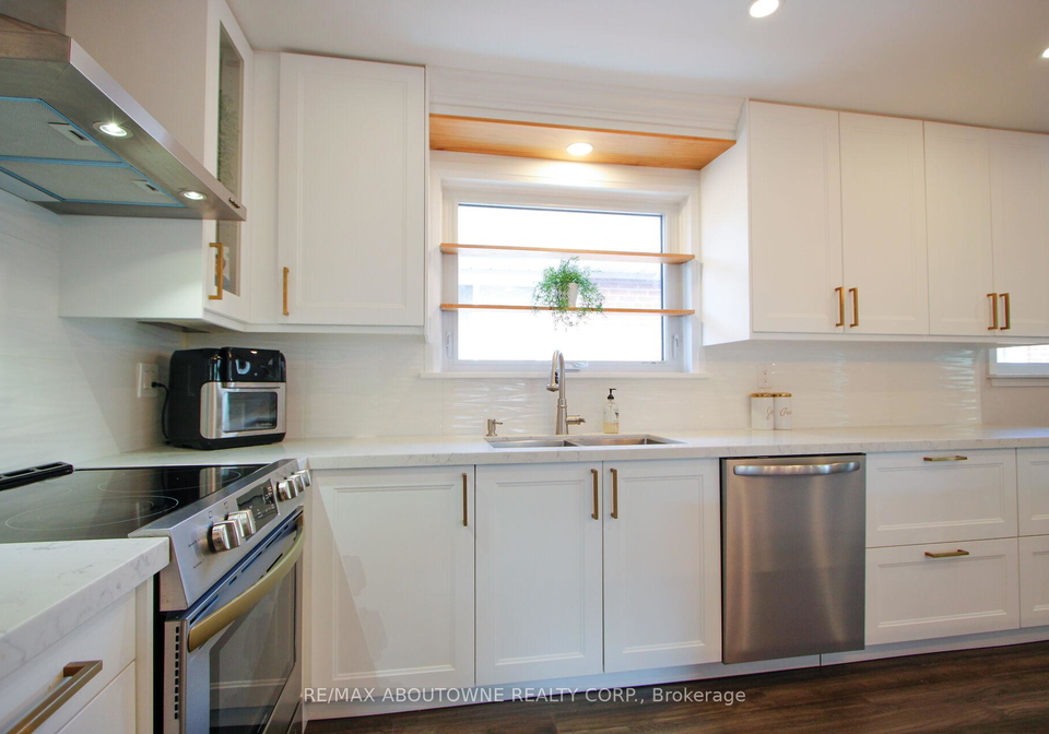 3302-cardross-road-mississauga-ontario-w13117408
