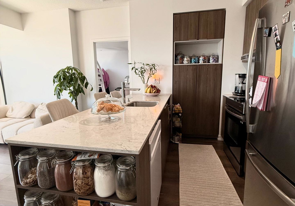 2520-eglinton-avenue-w-mississauga-ontario-w13117538