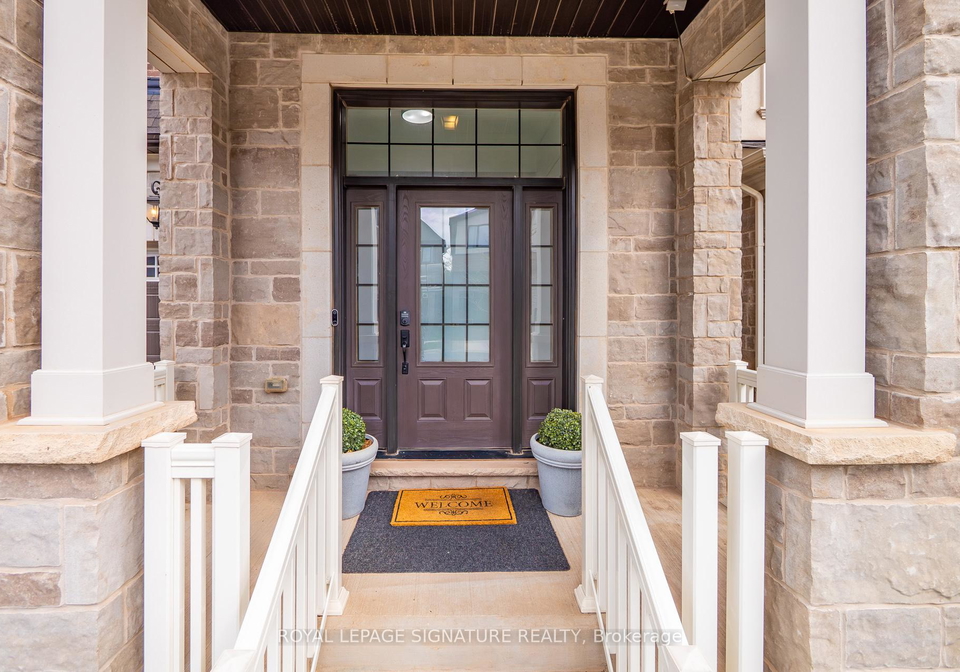 1493-ford-strathy-crescent-oakville-ontario-w13117586