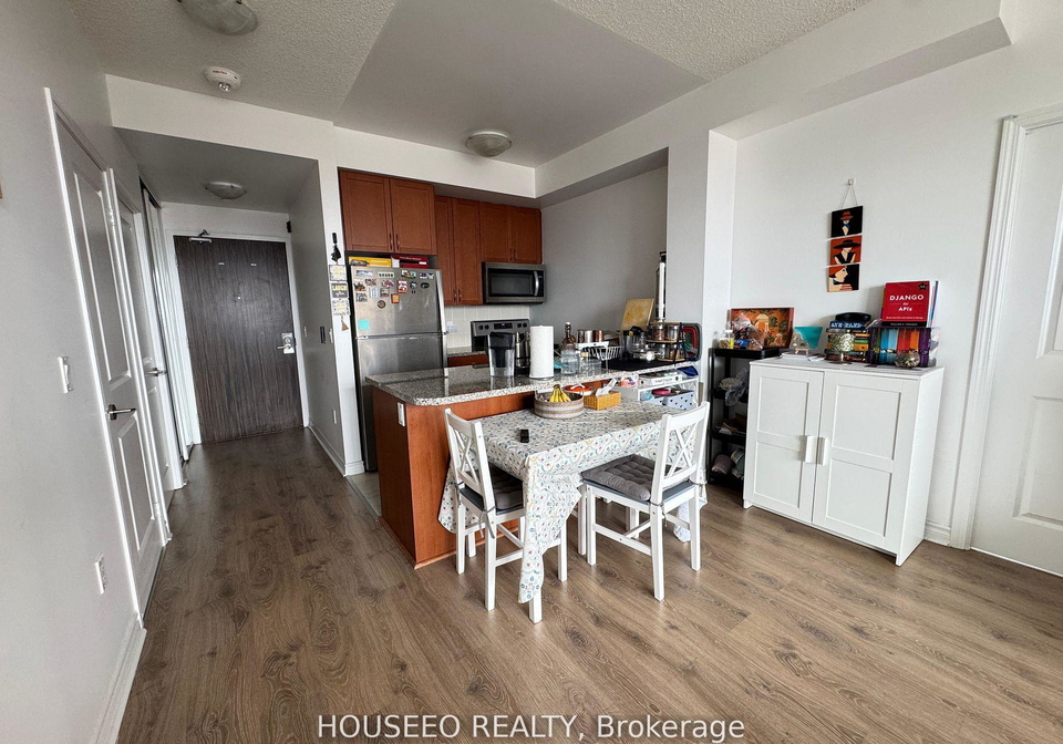 349-w-rathburn-road-w-mississauga-ontario-w13117610
