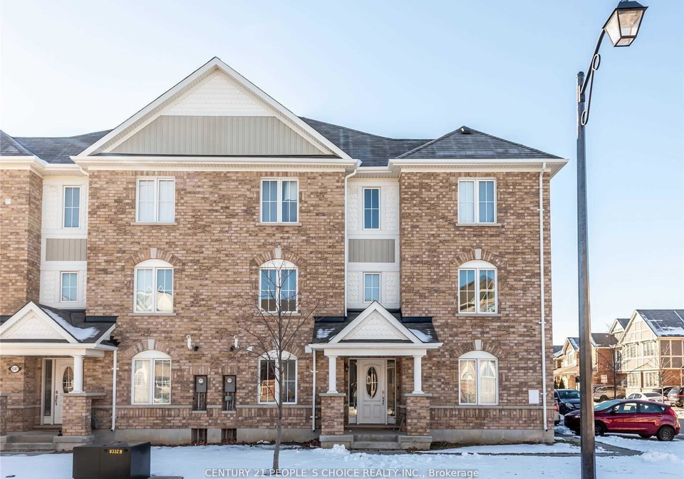 1531-gainer-crescent-milton-ontario-w13117708