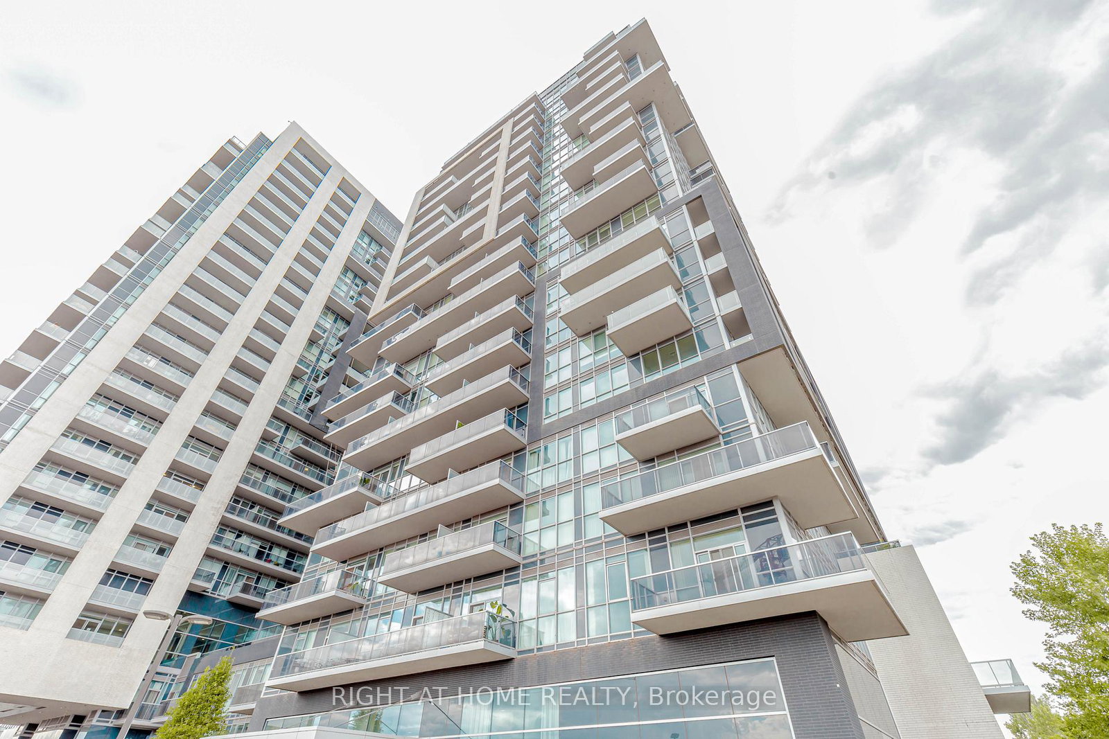 2093-fairview-street-burlington-ontario-w13117972