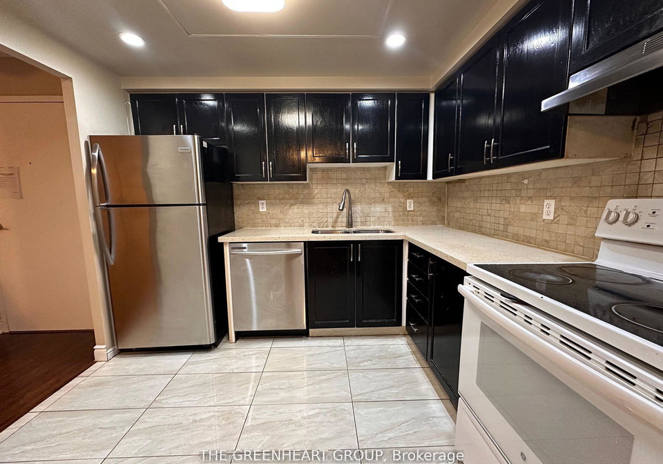 135-hillcrest-avenue-mississauga-ontario-w13118034