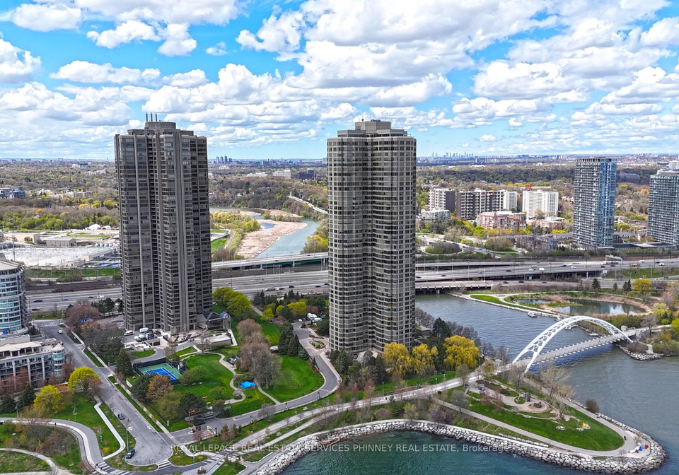 2045-lake-shore-boulevard-w-etobicoke-ontario-w13118134