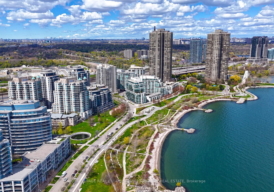 2045-lake-shore-boulevard-w-etobicoke-ontario-w13118134