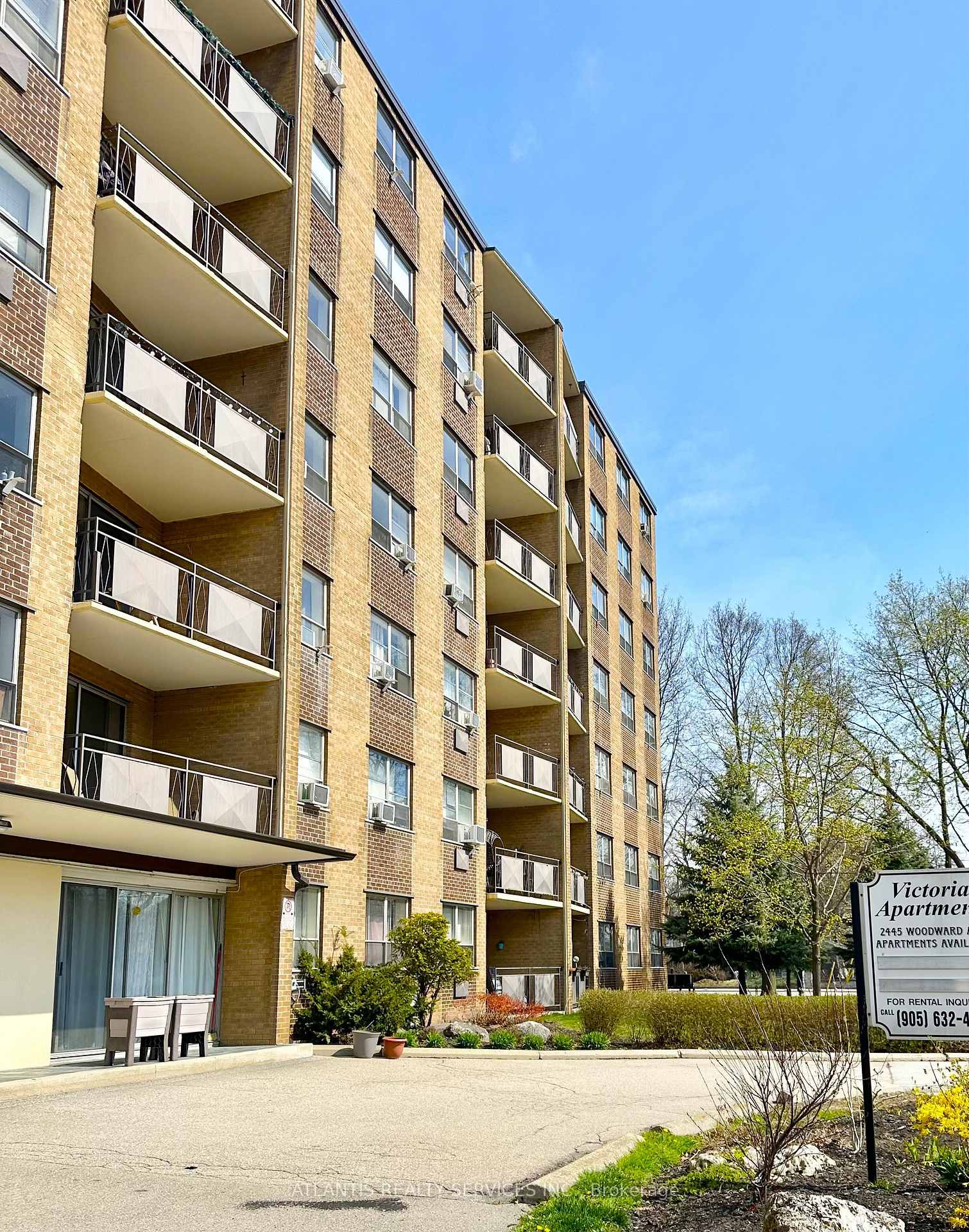 2445-woodward-avenue-burlington-ontario-w13118270
