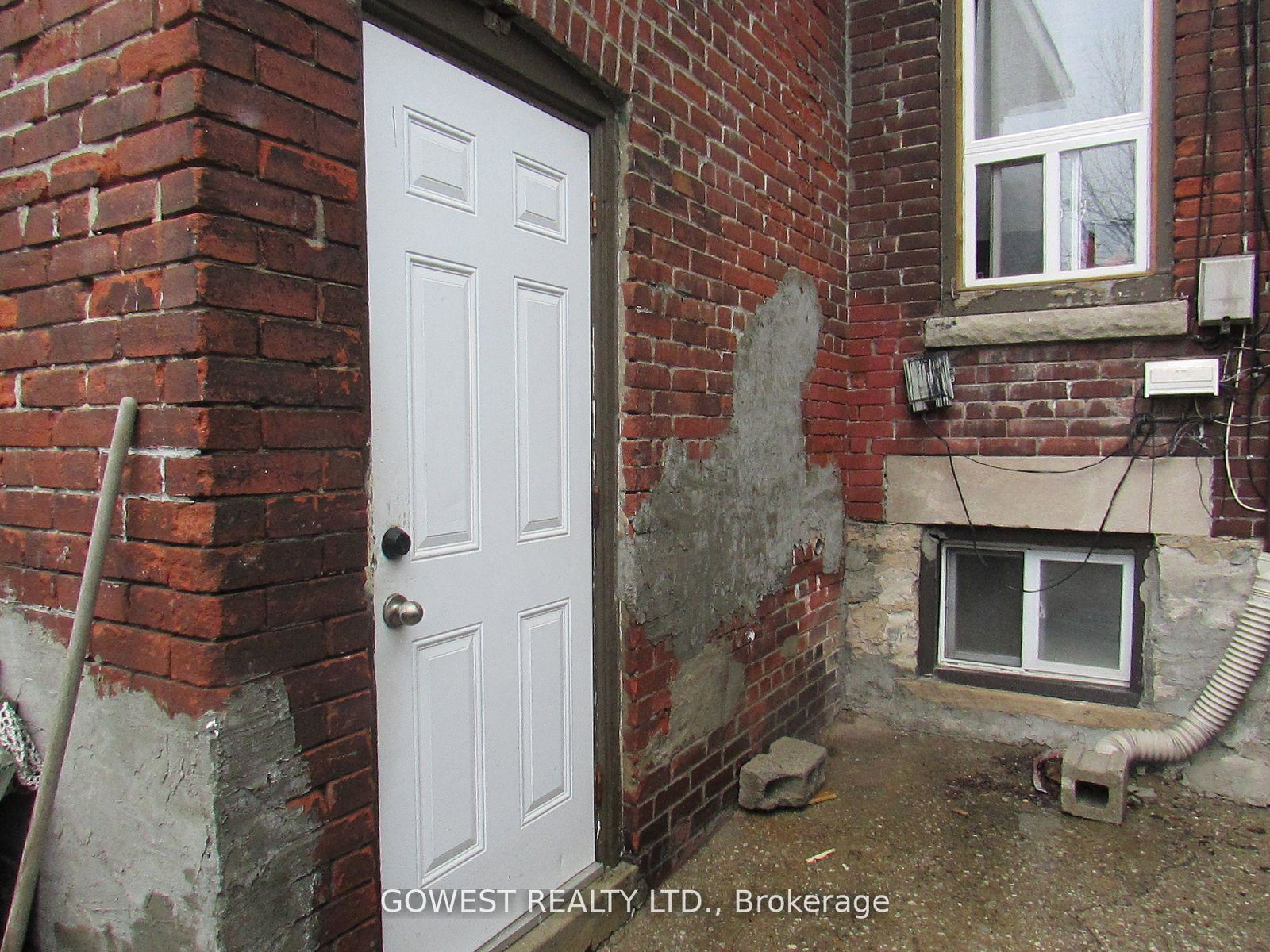2011-dundas-street-w-toronto-ontario-w13118534