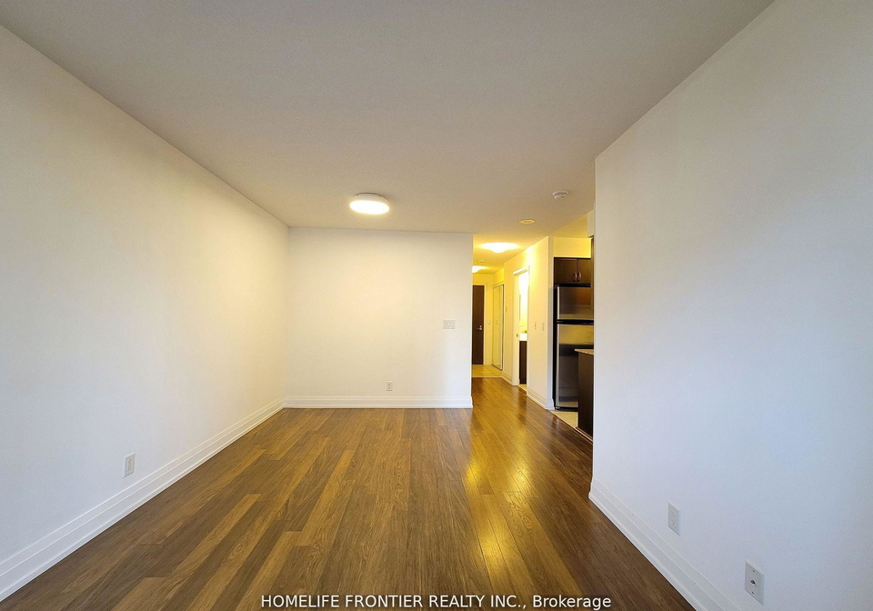 1060-sheppard-avenue-w-york-ontario-w13118540