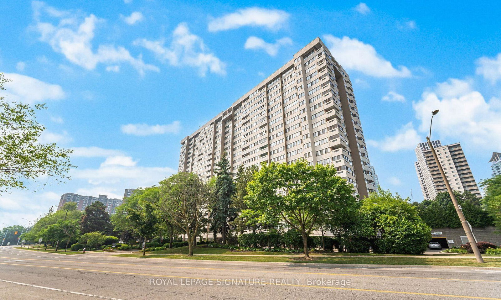 1580-mississauga-valley-boulevard-mississauga-ontario-w13118626