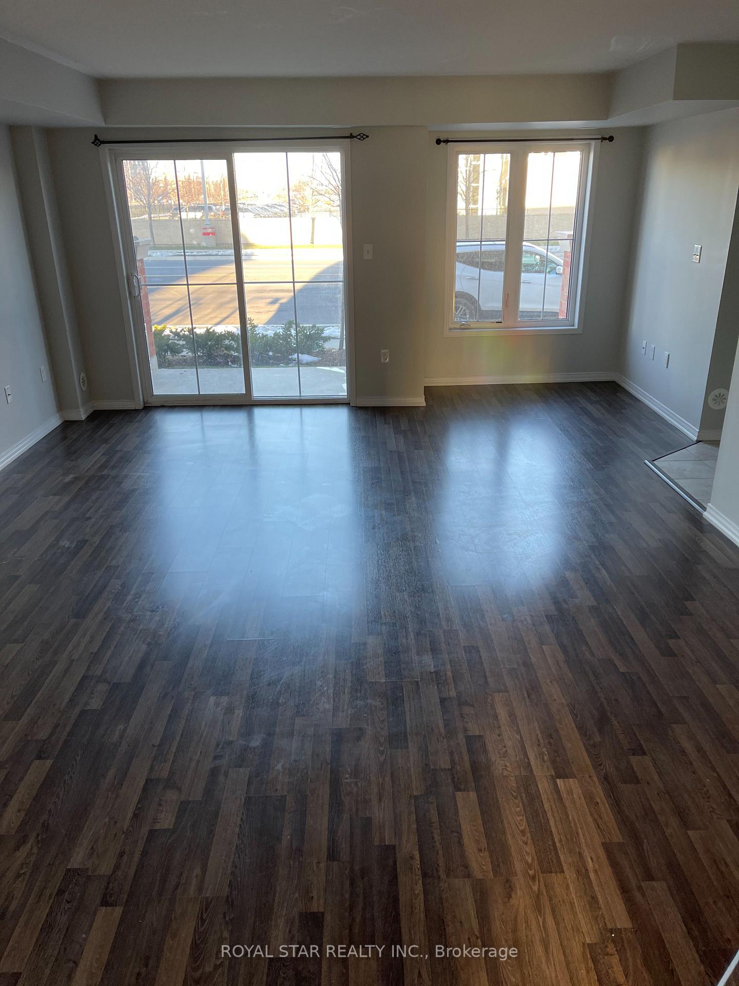 2484-post-road-oakville-ontario-w13118930
