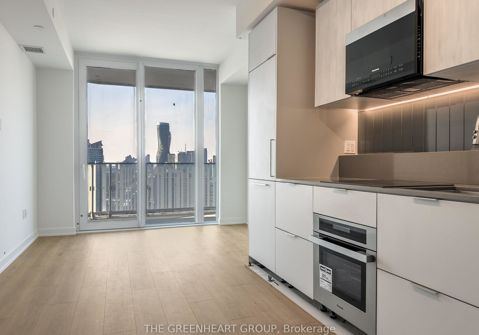1-fairview-road-mississauga-ontario-w13118934