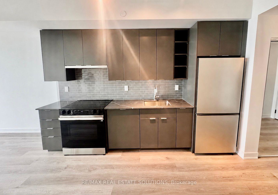 2075-lakeshore-road-burlington-ontario-w13119422