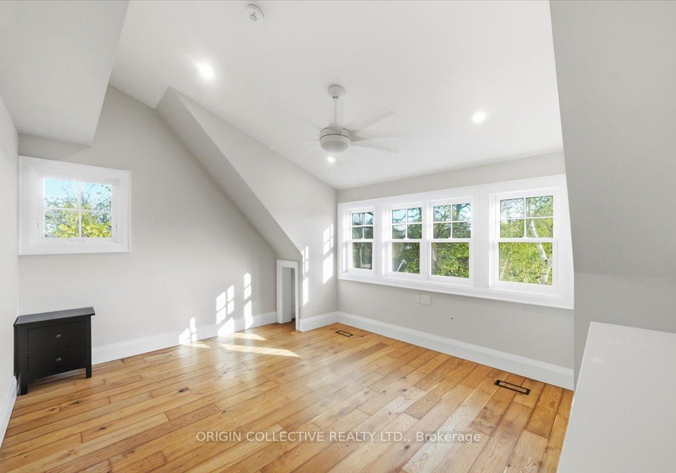 79-wilson-street-e-oakville-ontario-w13119454