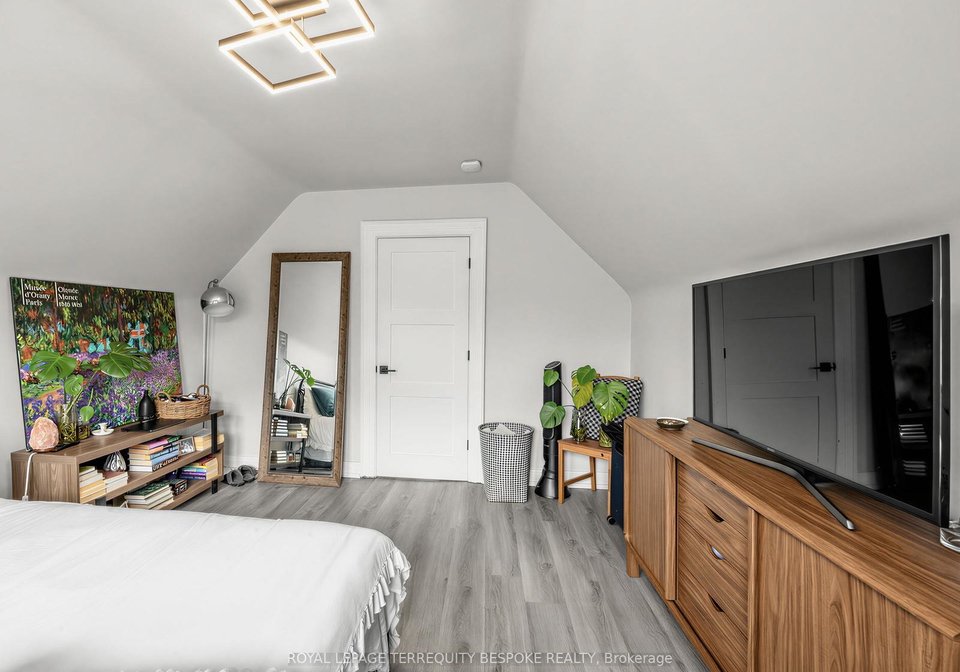 505-parkside-drive-toronto-ontario-w13119518