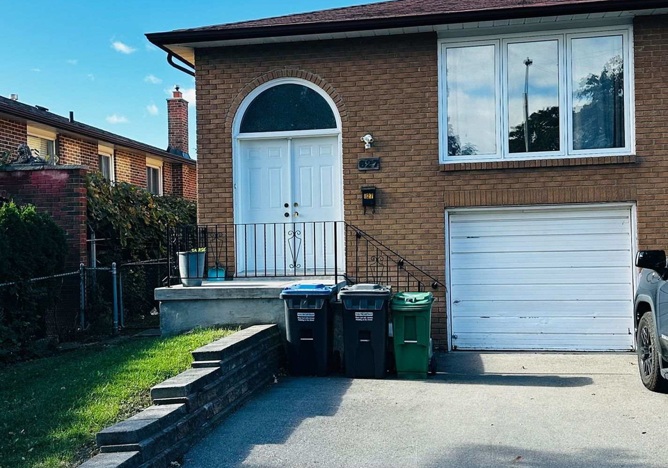 827-stainton-drive-mississauga-ontario-w13119604