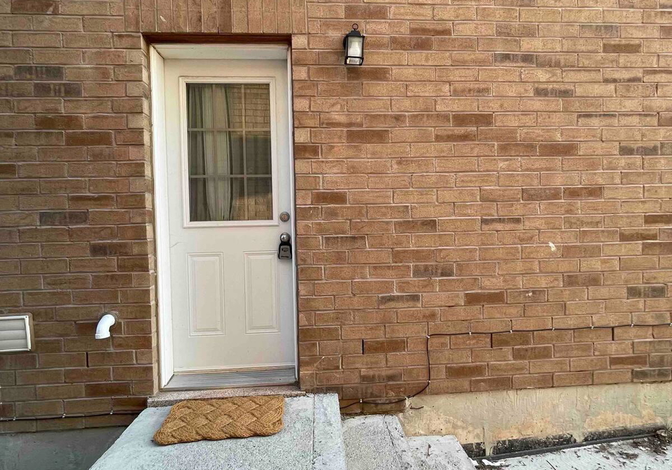 77-frenchpark-circle-brampton-ontario-w13119606