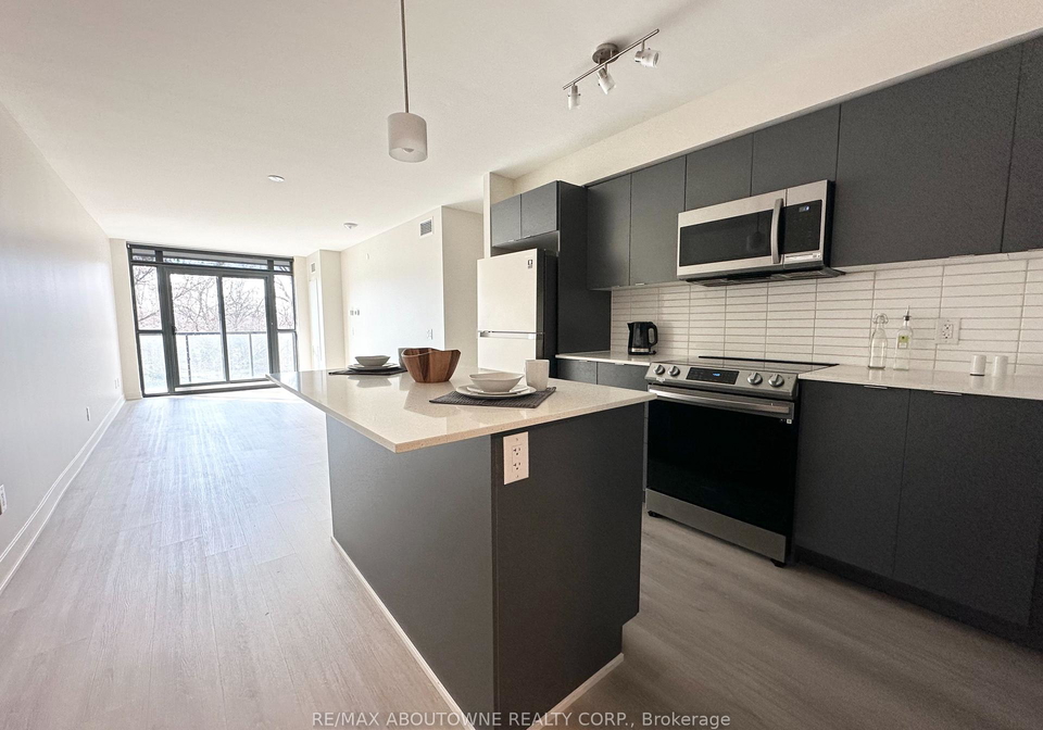 3385-dundas-street-w-toronto-ontario-w13120504