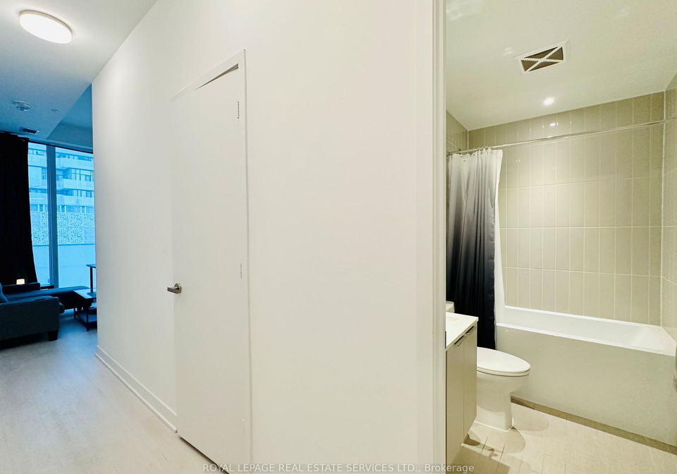 3900-confederation-parkway-mississauga-ontario-w13120926