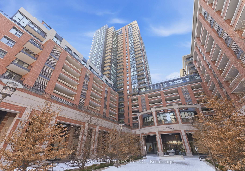 830-lawrence-avenue-w-north-york-ontario-w13120990