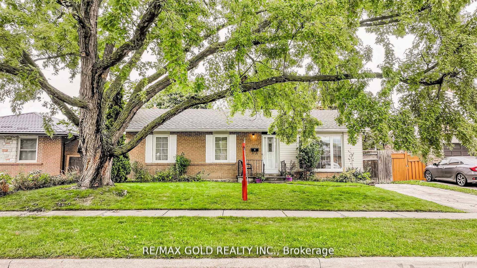 41-aberdeen-crescent-brampton-ontario-w13121048