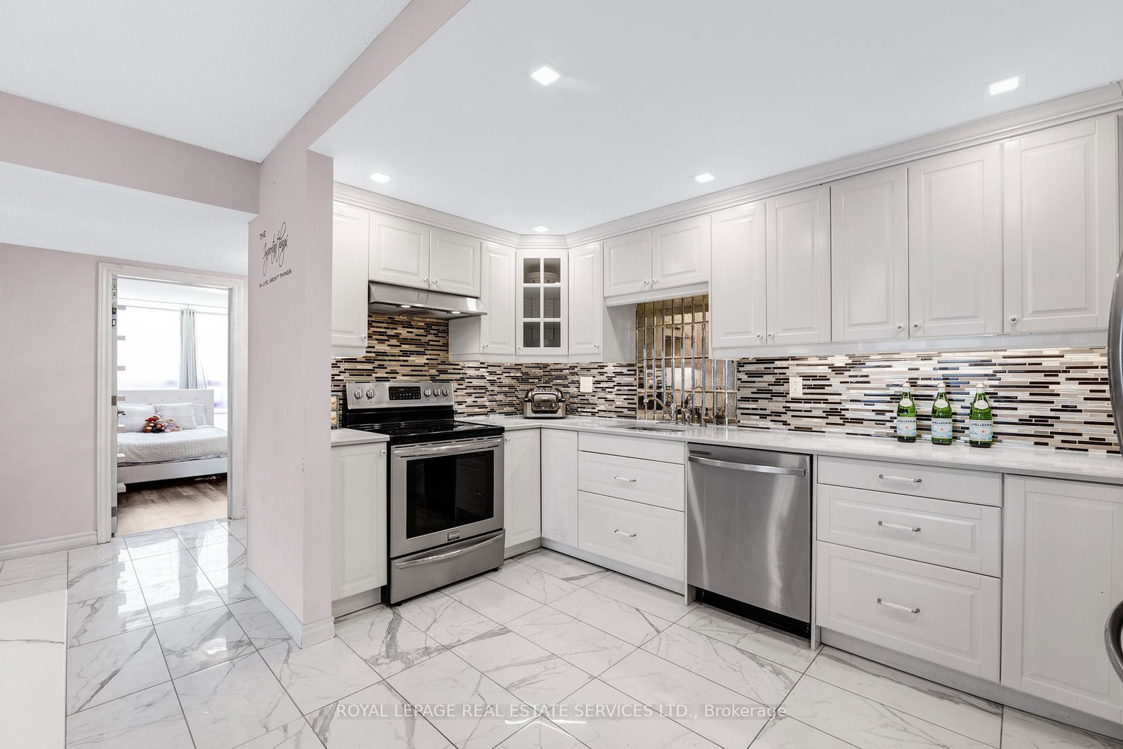20-speers-road-oakville-ontario-w13121164