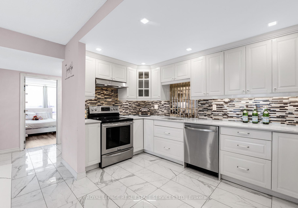 20-speers-road-oakville-ontario-w13121164