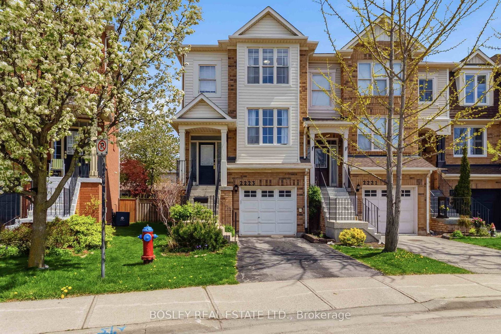 2223-prescott-place-burlington-ontario-w13121370