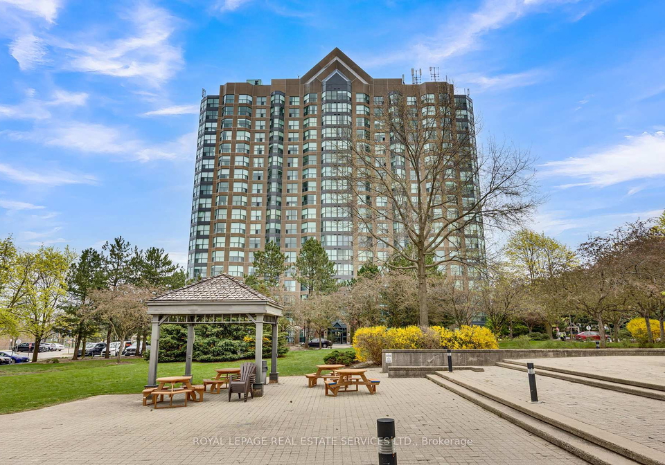 2177-burnhamthorpe-road-w-mississauga-ontario-w13121538