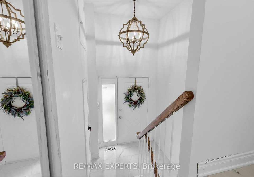 21-maple-branch-path-etobicoke-ontario-w13121654