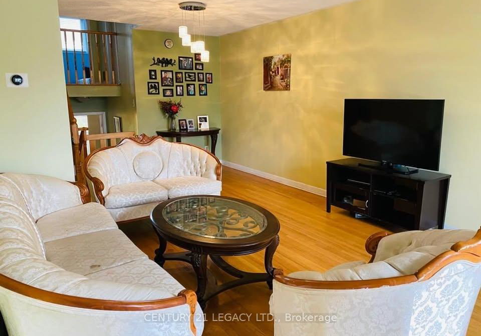 130-surbray-grove-s-mississauga-ontario-w13121716