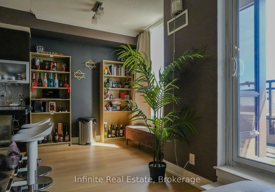 1060-sheppard-avenue-w-york-ontario-w13121786