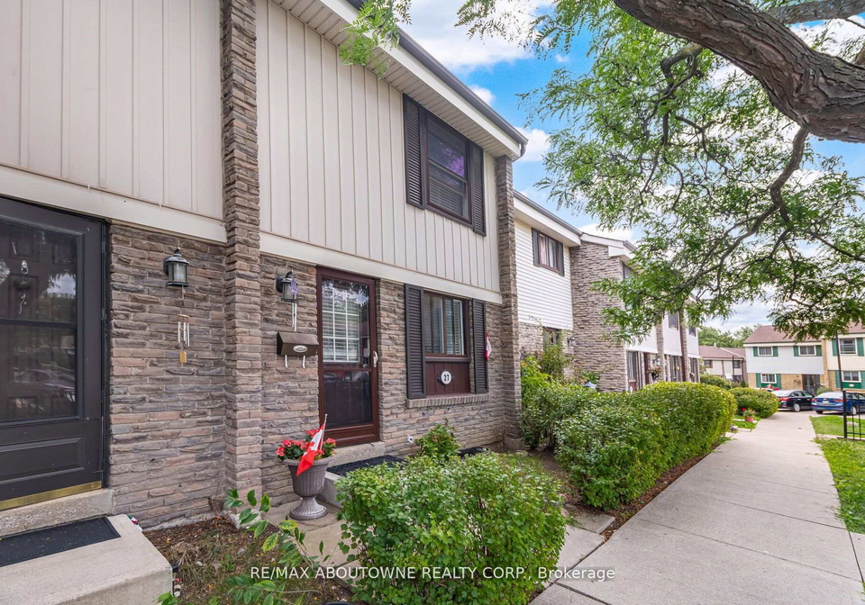 2779-gananoque-drive-mississauga-ontario-w13121838