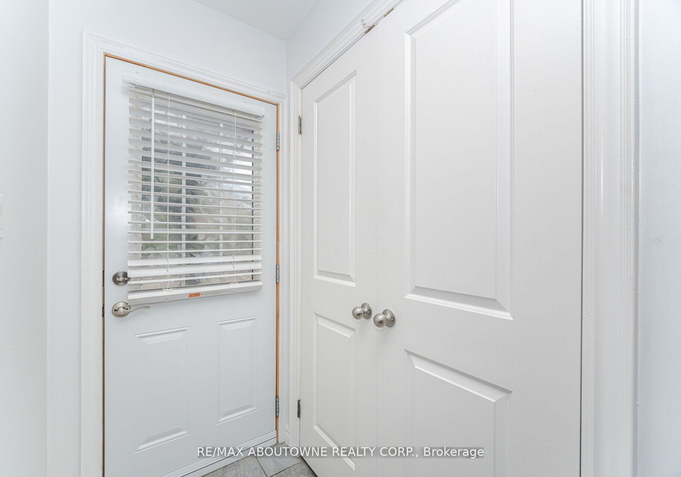 2779-gananoque-drive-mississauga-ontario-w13121838