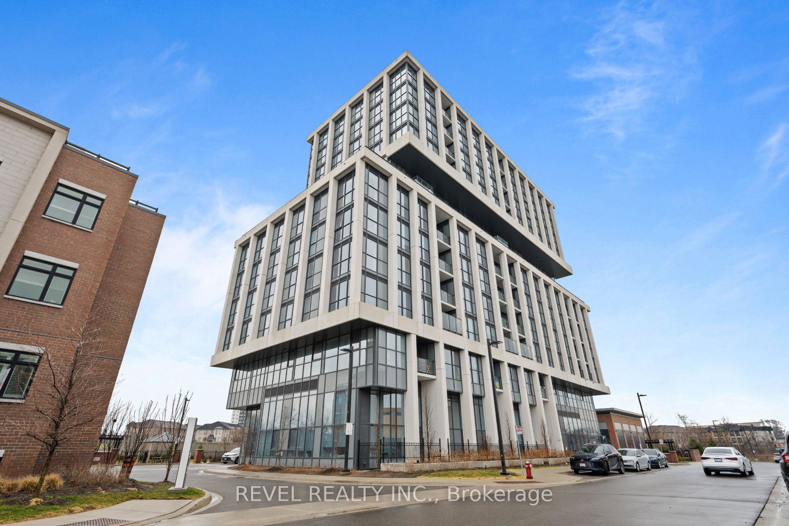 1063-douglas-mccurdy-common-mississauga-ontario-w13121874