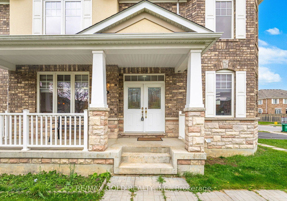 1-restless-gate-brampton-ontario-w13121970