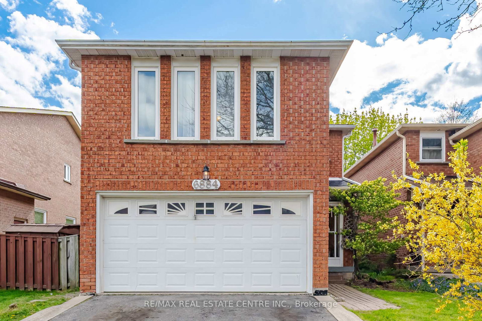 6884-edenwood-drive-mississauga-ontario-w13121988