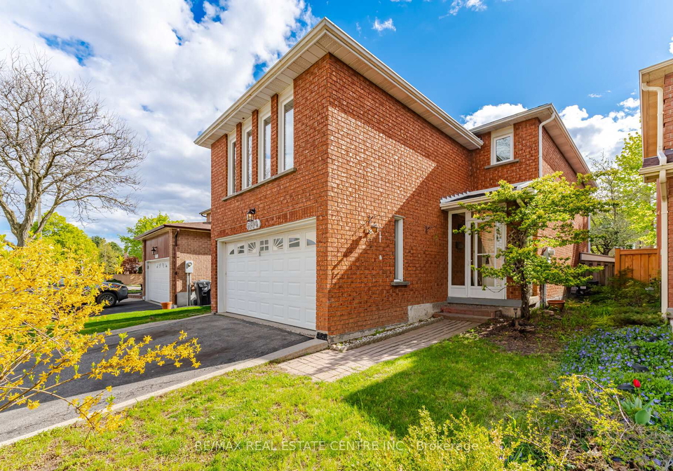 6884-edenwood-drive-mississauga-ontario-w13121988