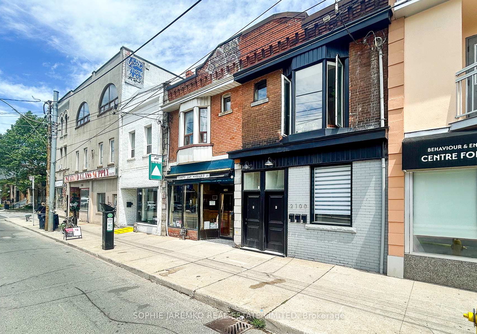 2100-dundas-street-w-toronto-ontario-w13122292
