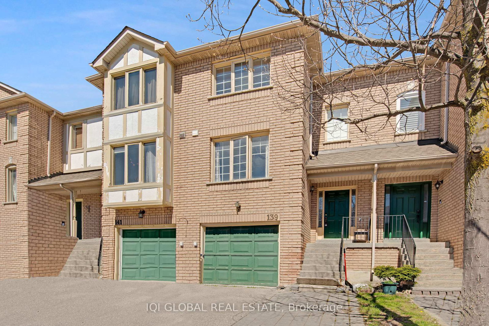 2-sir-lou-drive-brampton-ontario-w13122316