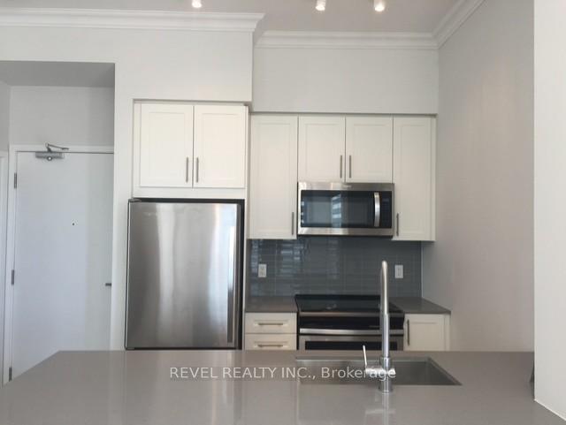 4085-parkside-village-drive-mississauga-ontario-w13122662