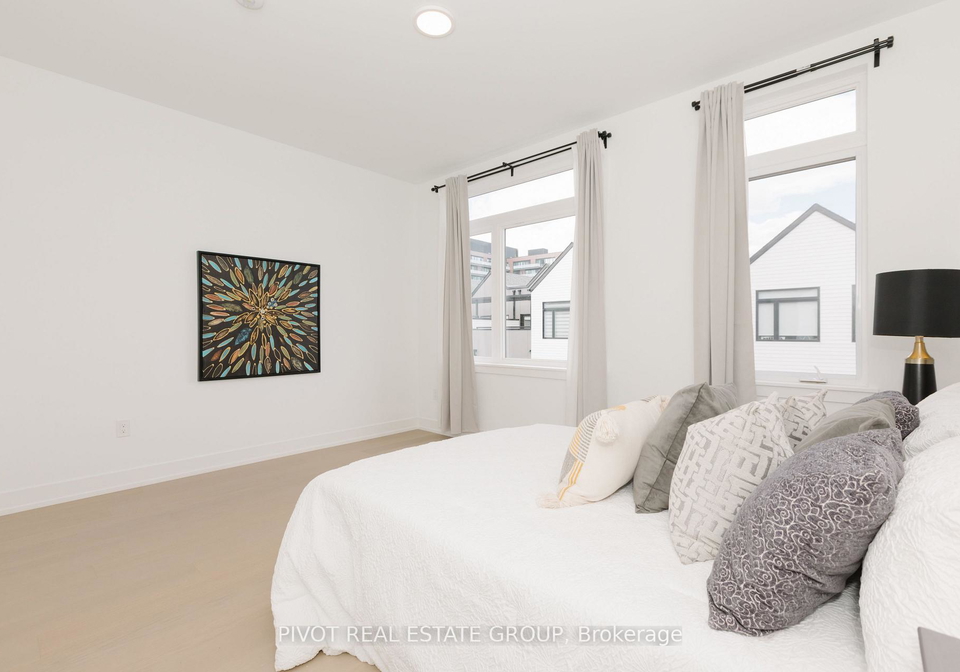 35-lou-parsons-way-mississauga-ontario-w13122828