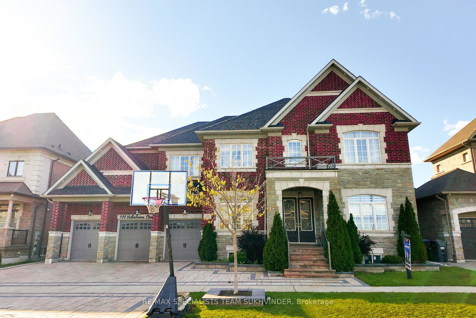 102-belladonna-circle-brampton-ontario-w13122846