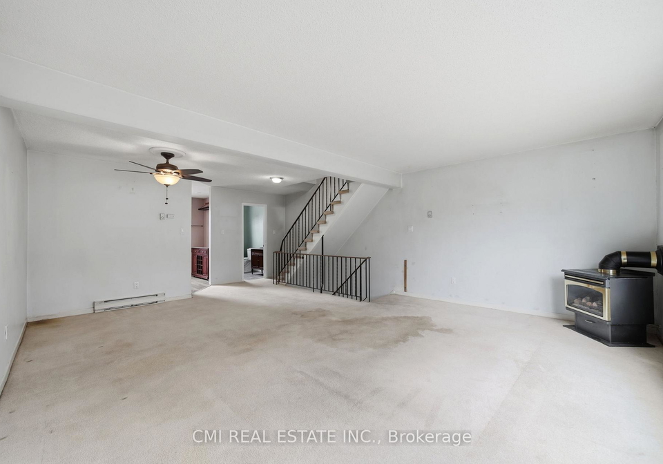 2440-bromsgrove-road-mississauga-ontario-w13122882