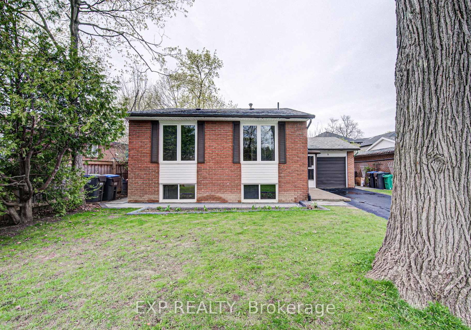 8-sanford-crescent-brampton-ontario-w13122904