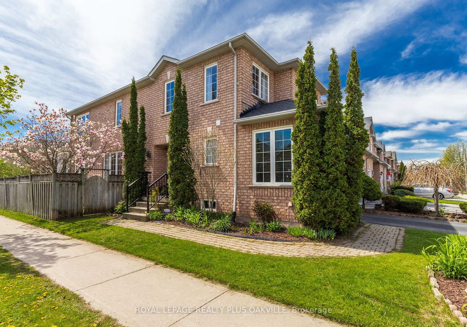 5200-des-jardines-drive-burlington-ontario-w13122916
