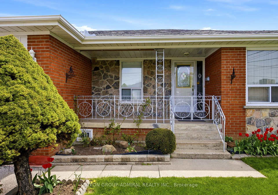 234-derrydown-drive-york-ontario-w13123012